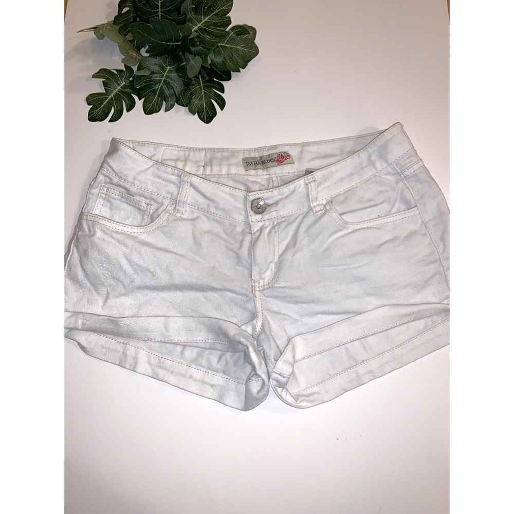 Paris blues White shorts size 9